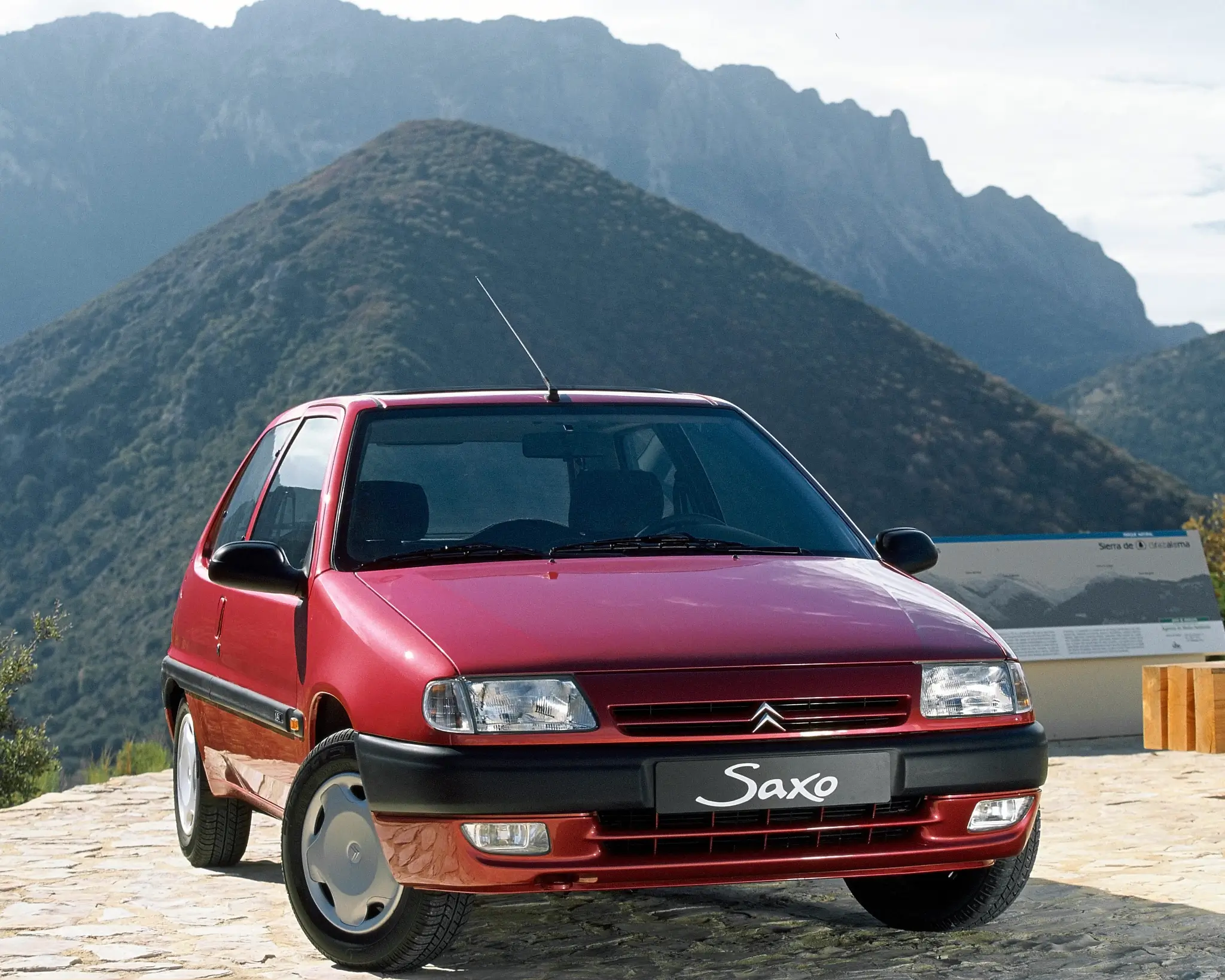 Citroën Saxo dianteira 3/4