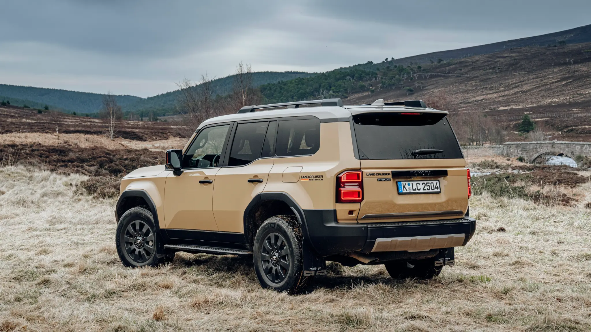Toyota Land Cruiser traseira
