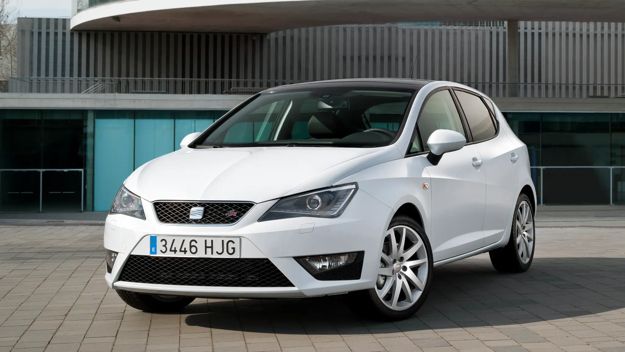 SEAT Ibiza vista dianteira 3/4 