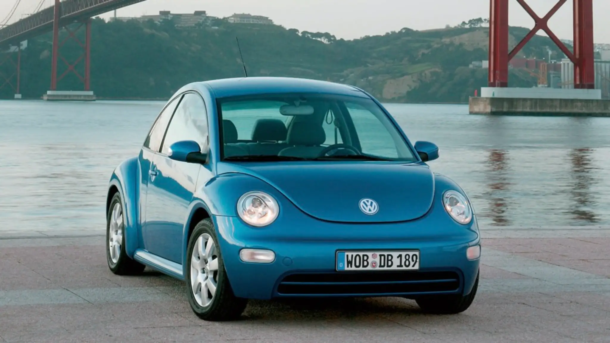 Volkswagen Beetle vista dianteira 3/4