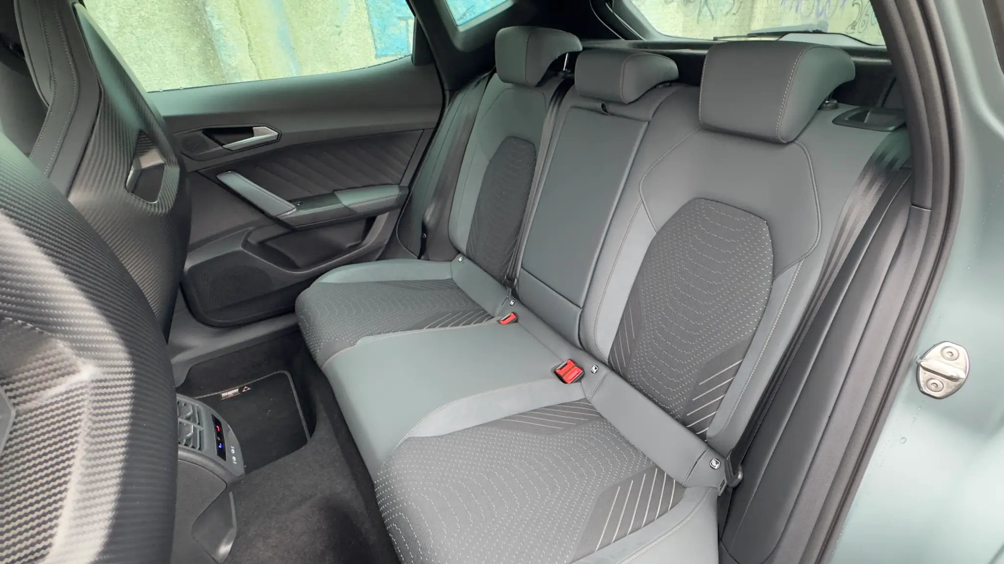 CUPRA Formentor VZ Extreme — lateral