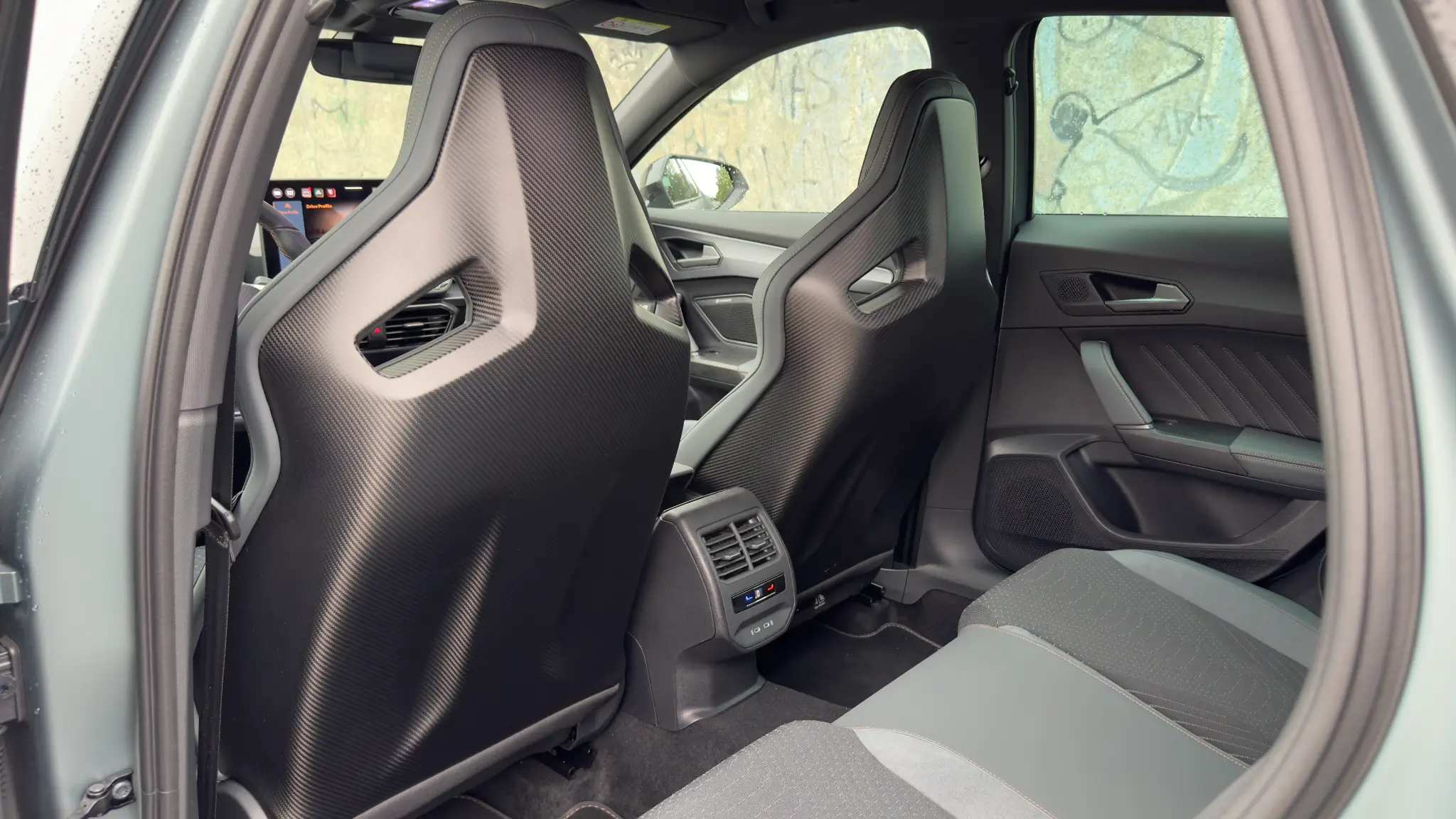 CUPRA Formentor VZ Extreme — interior