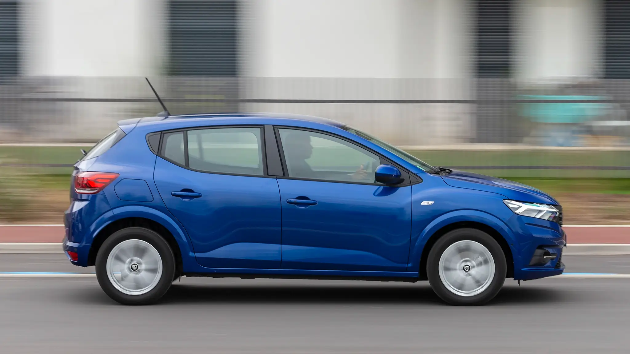 Dacia Sandero GPL ECO-G, perfil