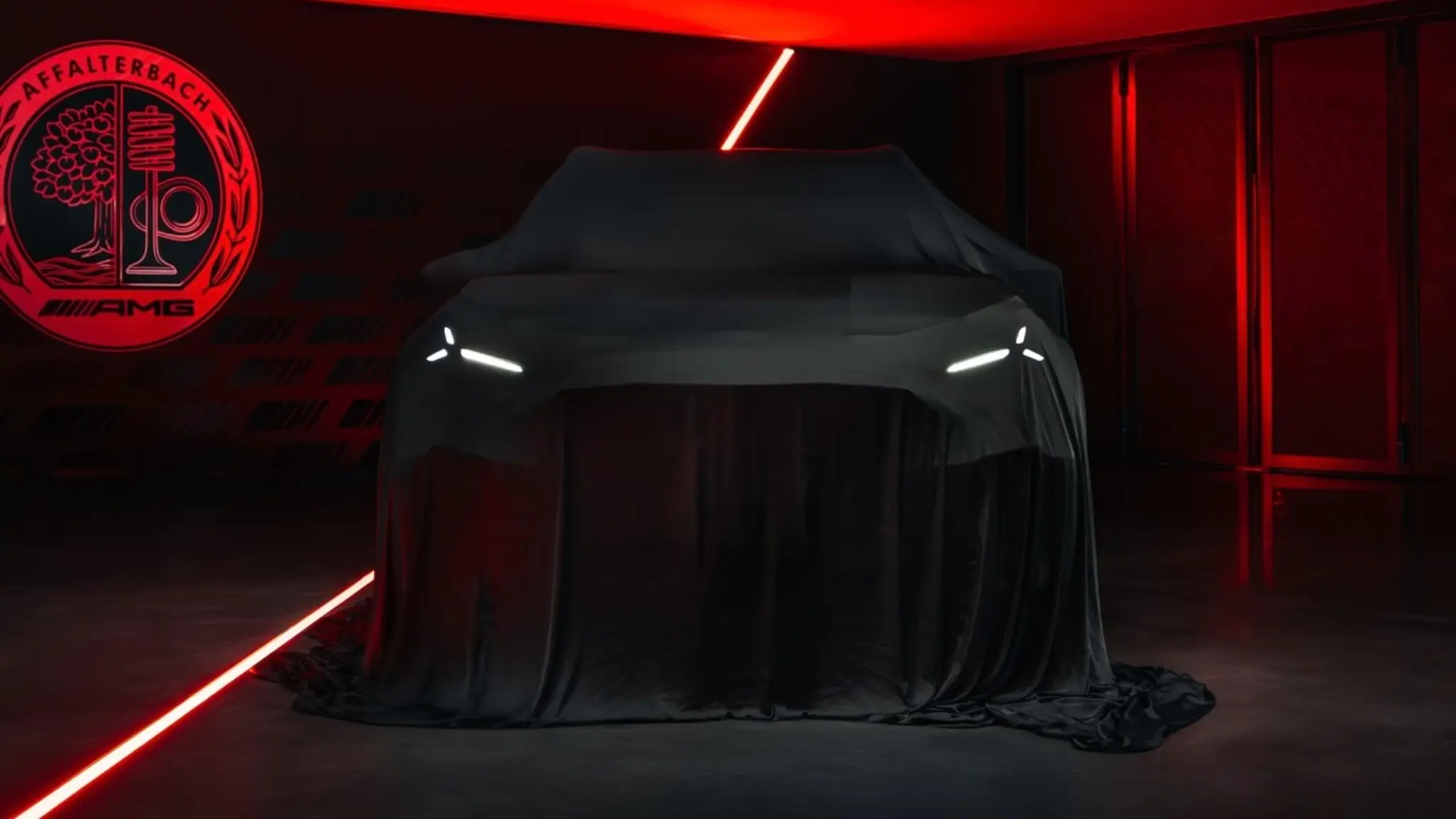 Teaser-Mercedes-AMG-SUV-elétrico-3