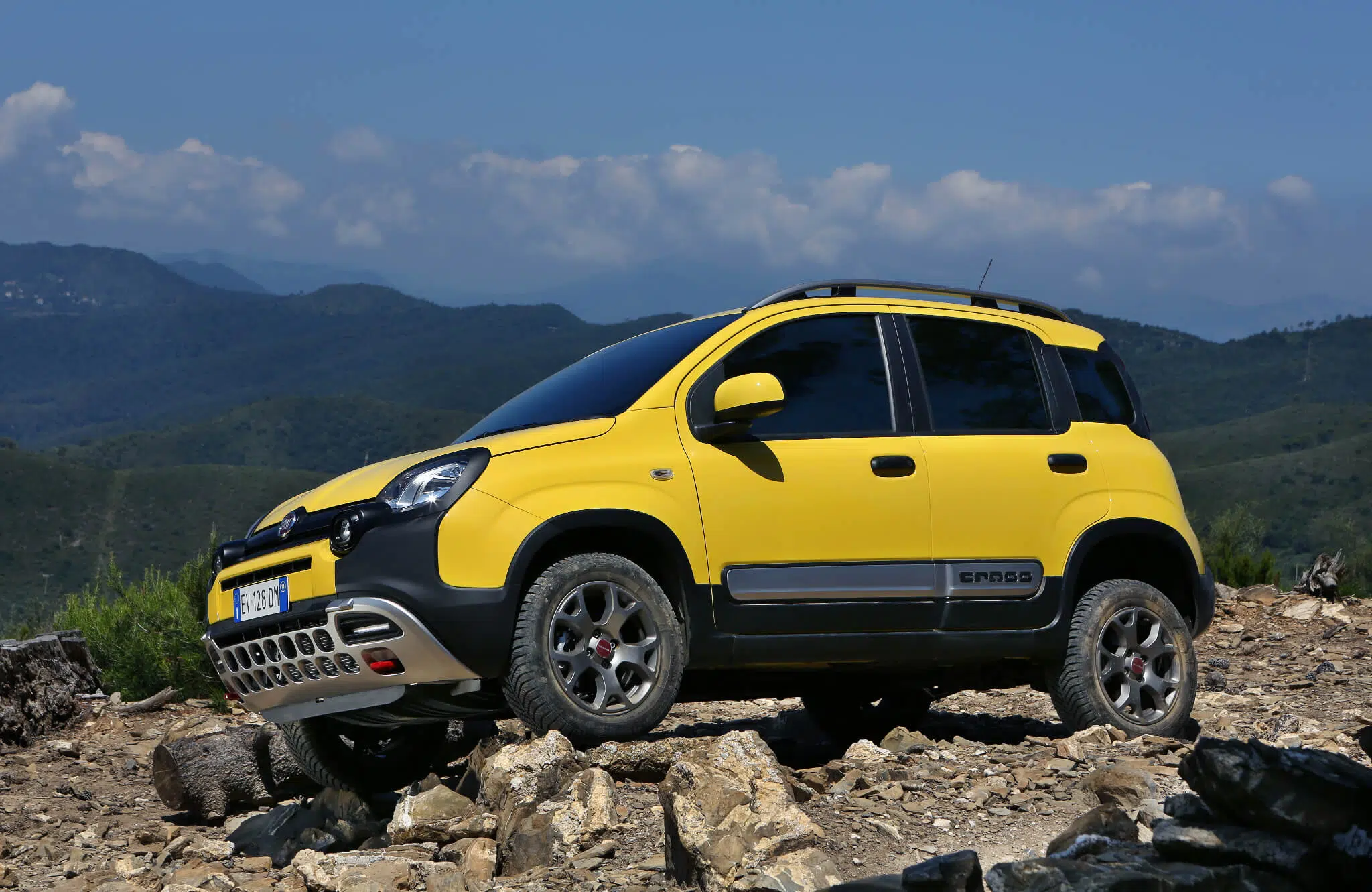 Fiat Panda 4x4 sobre piedras