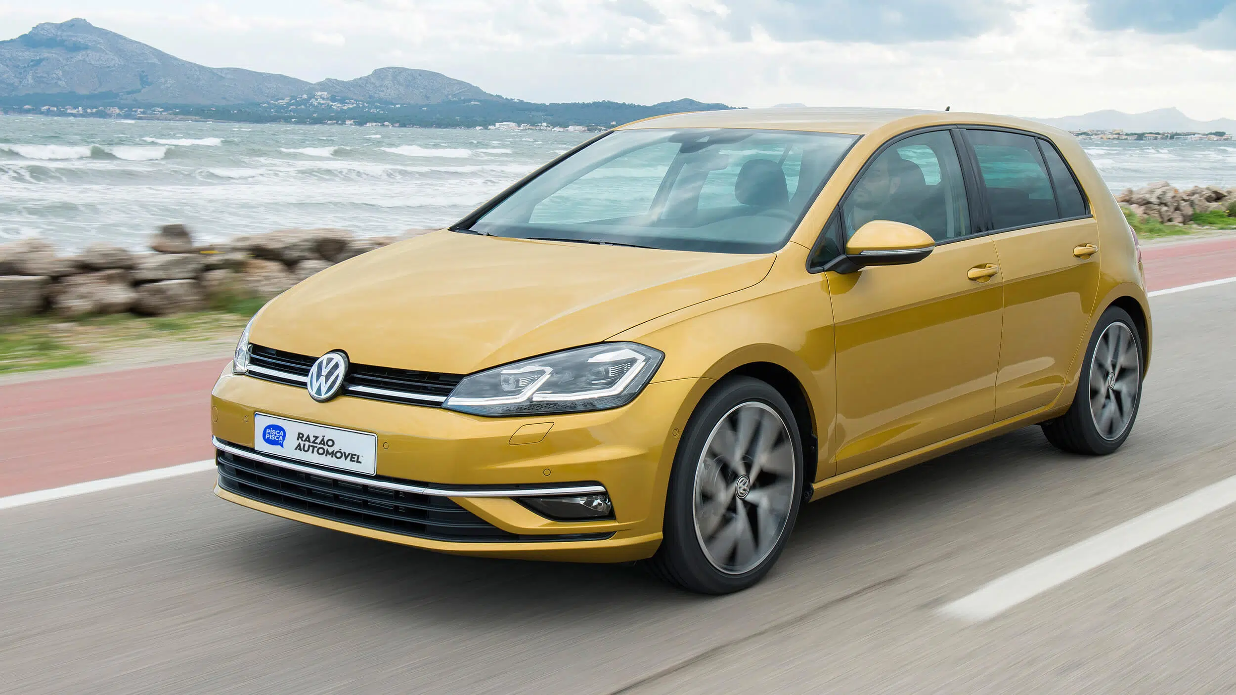 Volkswagen Golf VII vista dianteira