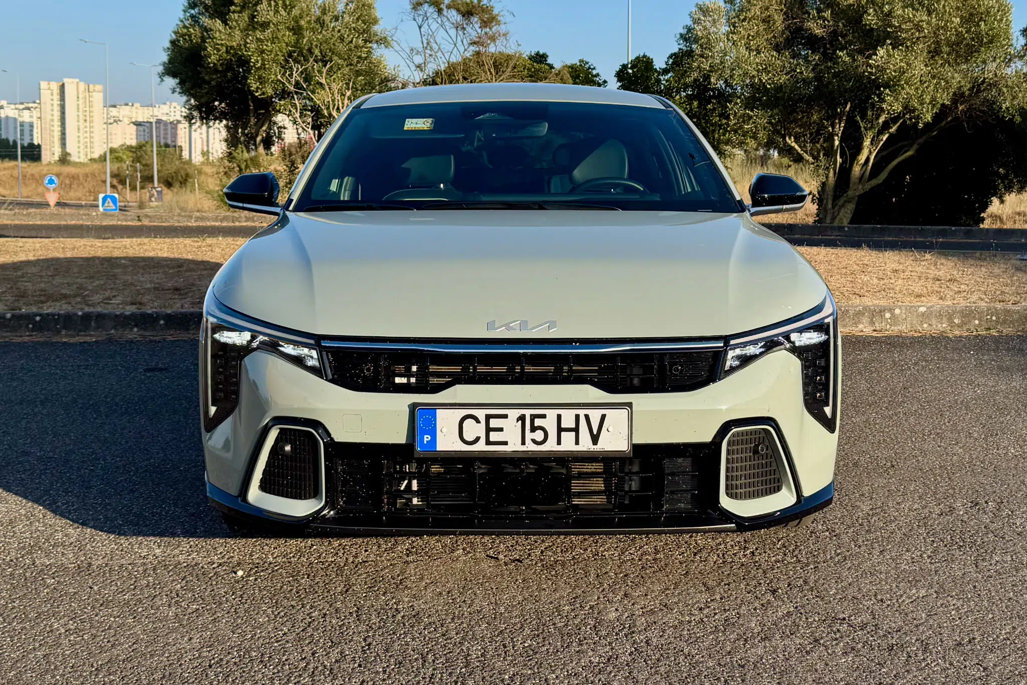 Kia K4 Hatchback frente