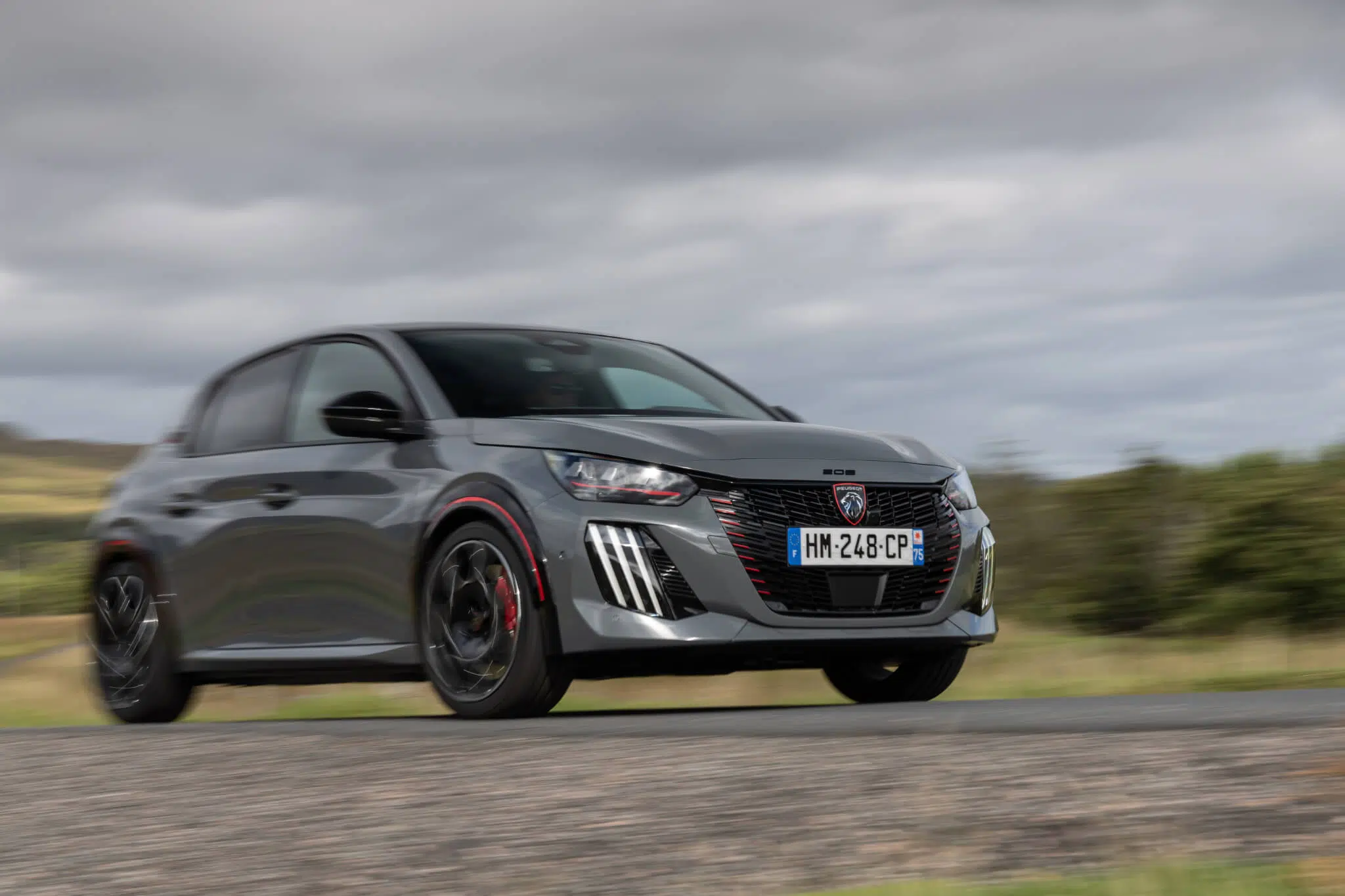 Peugeot E-208 GTi frente