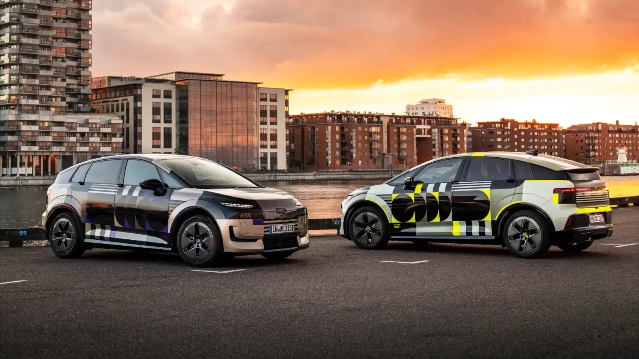 Audi A2 e-tron vista dianteira e traseira 3/4