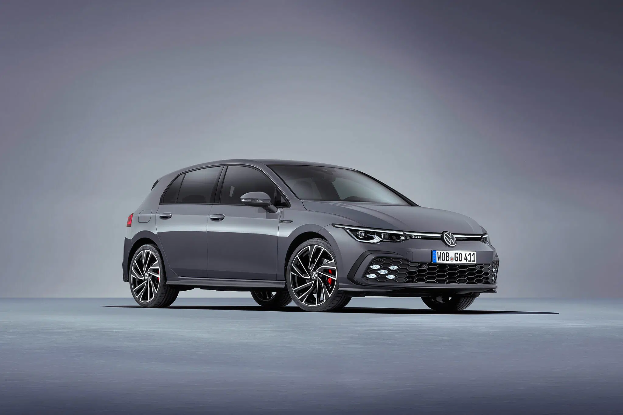 Volkswagen Golf GTD vista frontal 3/4
