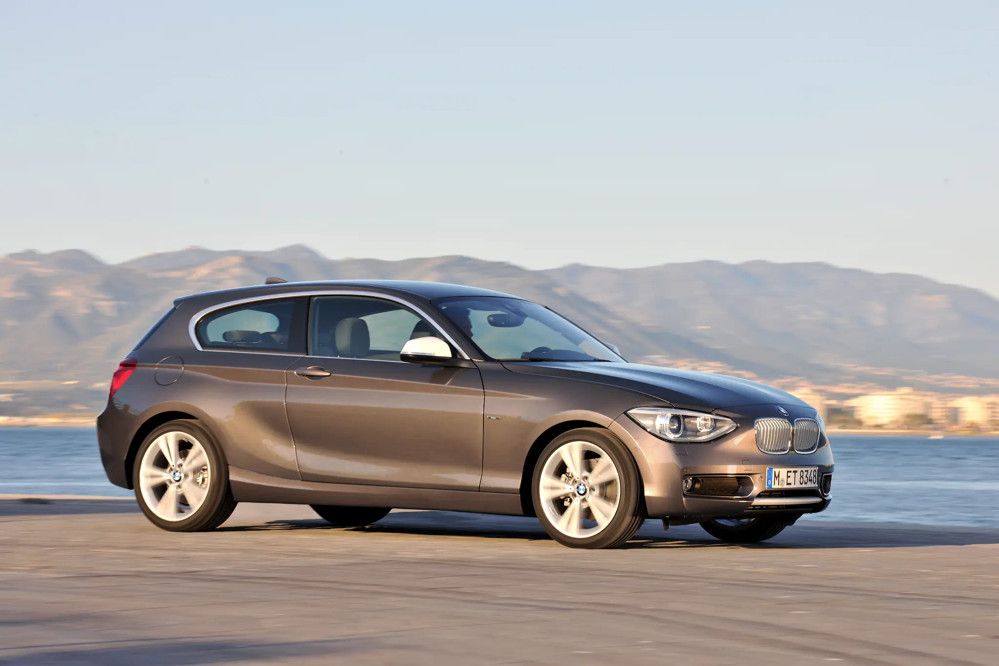 BMW 125d vista frontal 3/4