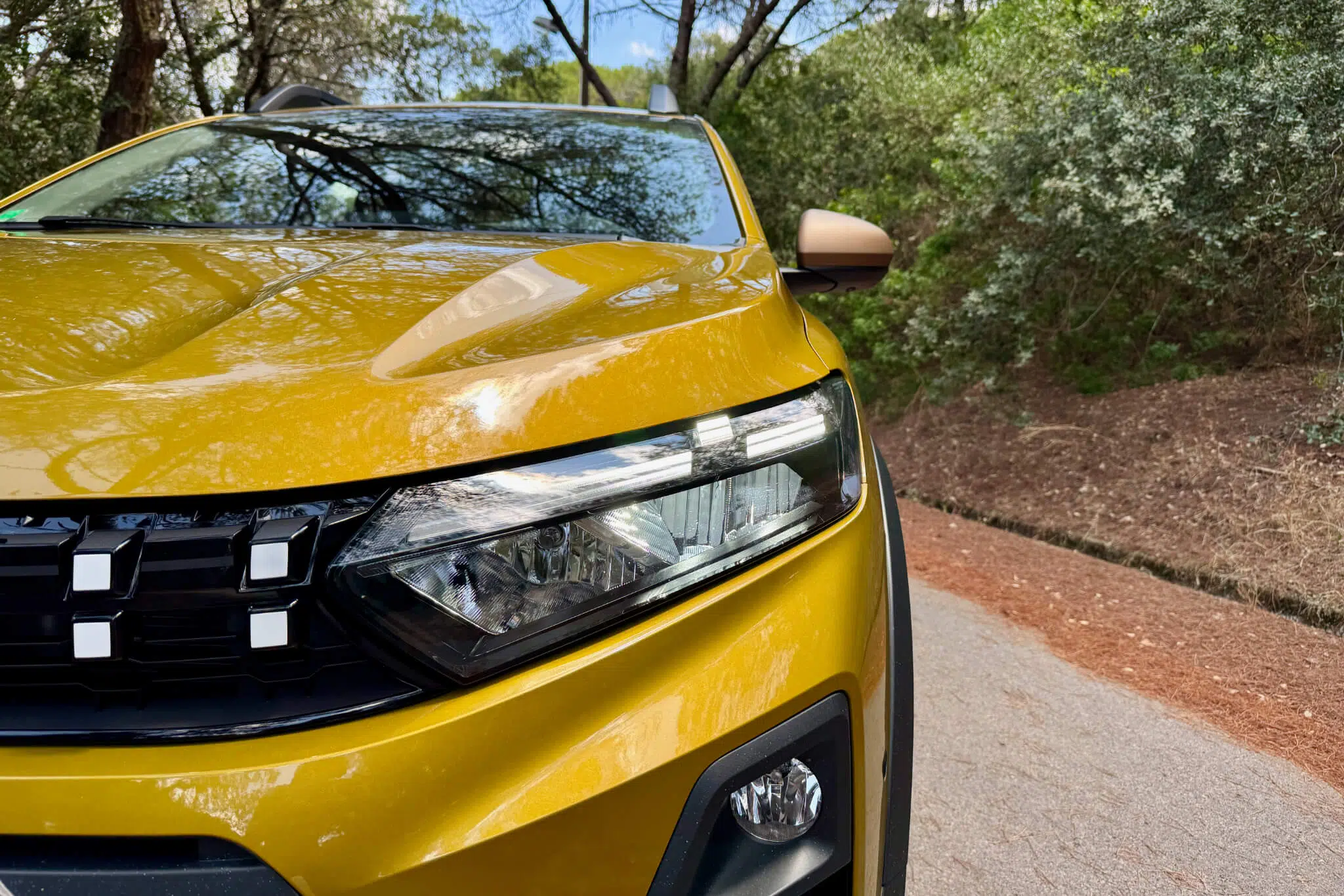 Dacia Sandero Stepway faróis