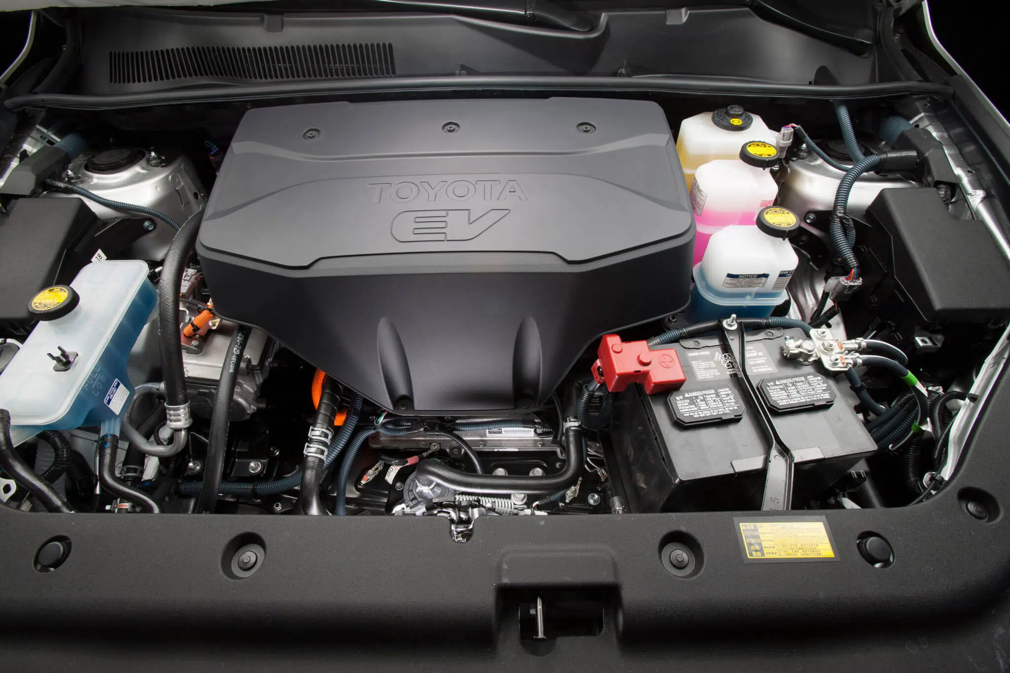 Toyota RAV4 elétrico motor