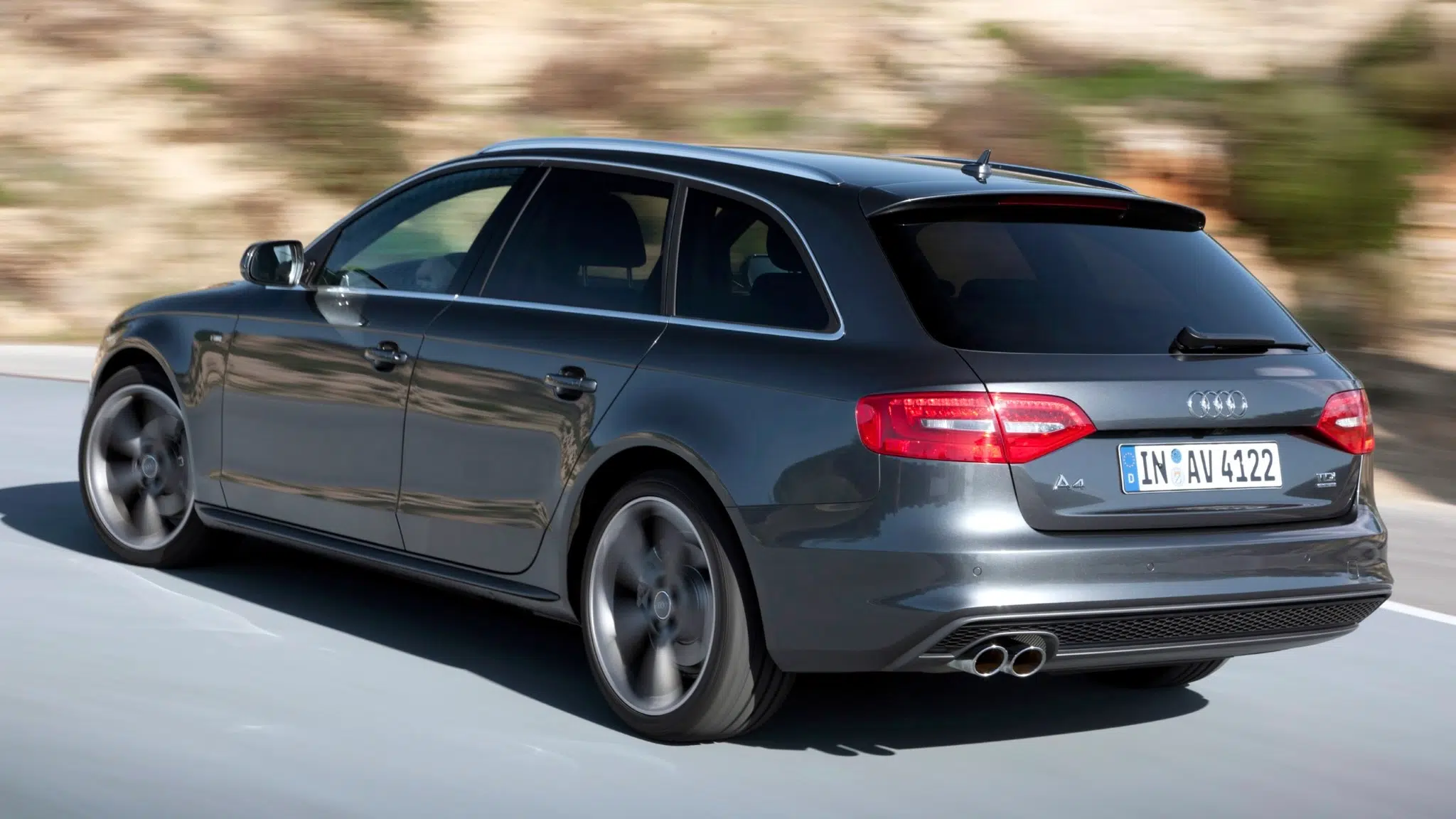 Audi A4 Avant (B8) 2016 — traseira 3/4