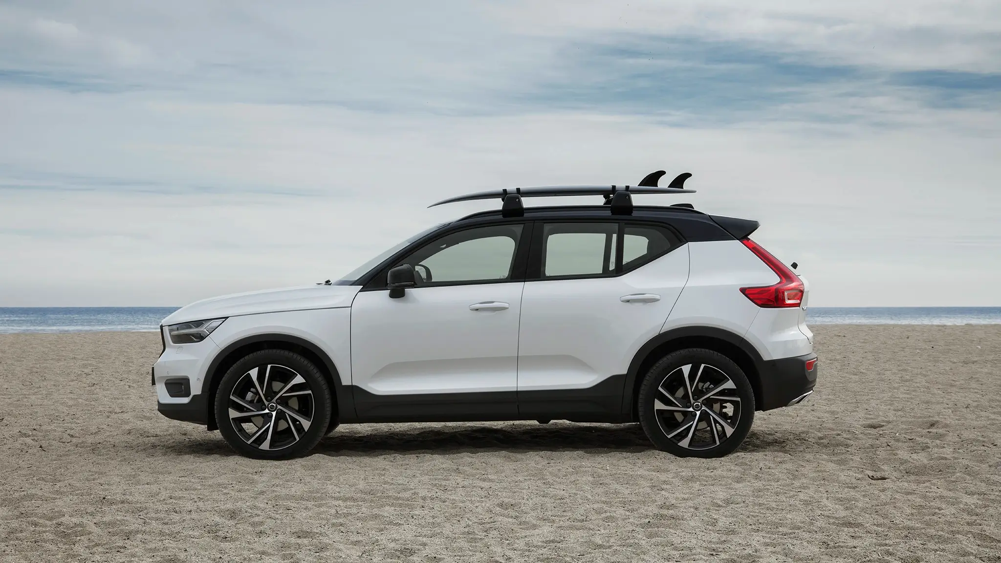 Volvo XC40, perfil