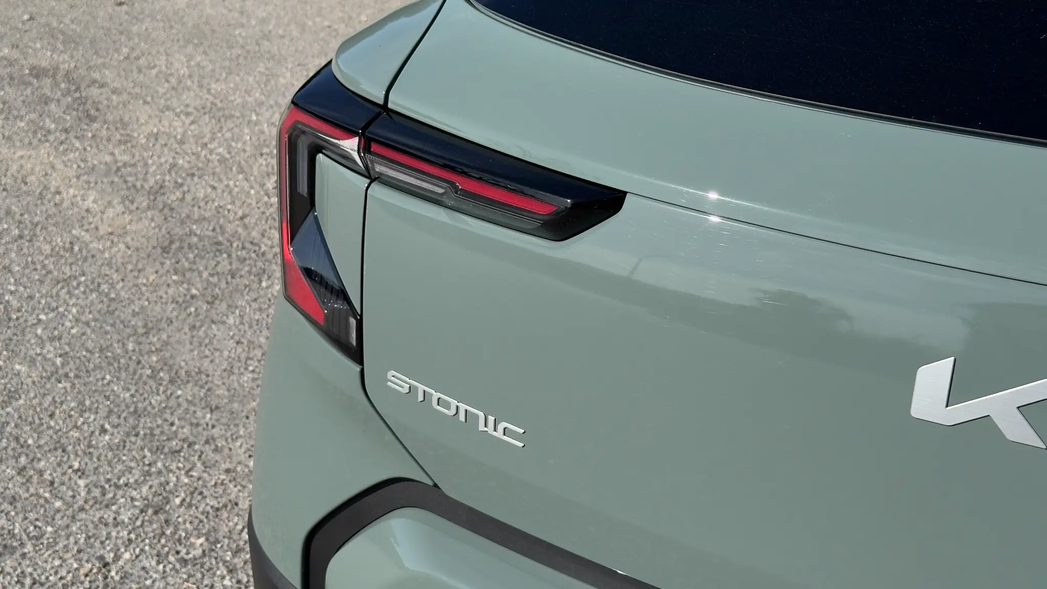 Kia Stonic 2026 farolins