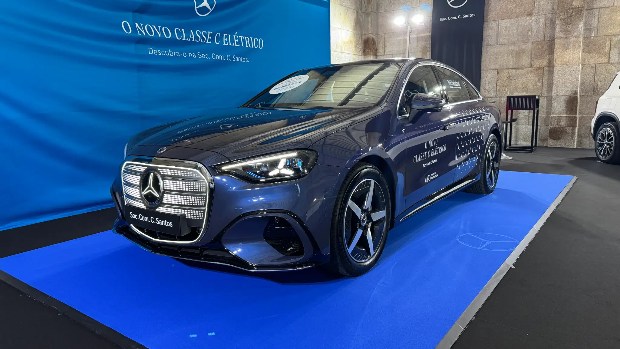 Mercedes-Benz Classe C elétrico no SAHE 2026