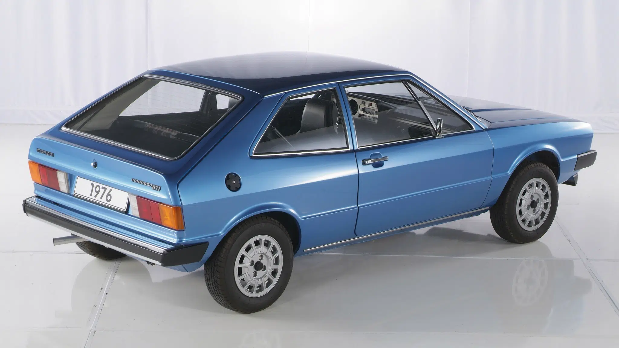 Volkswagen Scirocco GTI 1974 — traseira 3/4