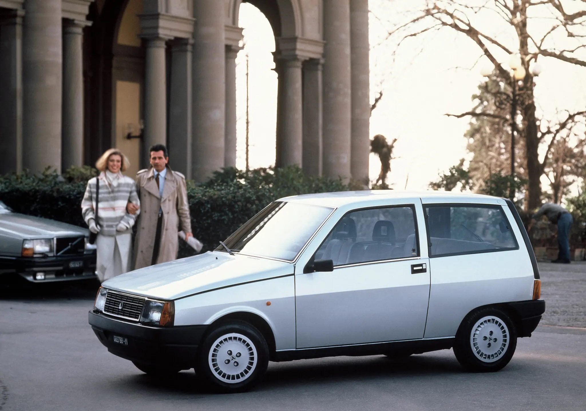 Autobianchi Y10 vista dianteira 3/4
