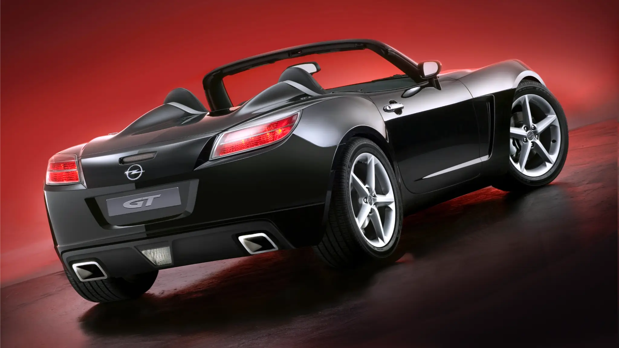 Opel GT, traseira 3/4