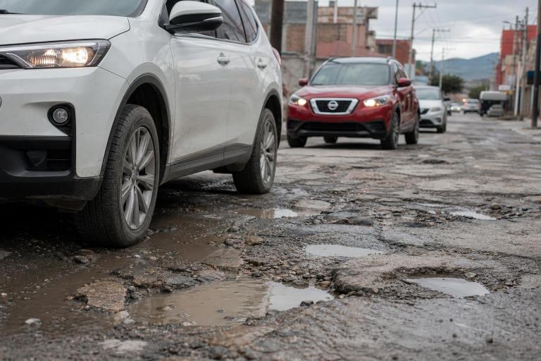Estos 10 autos aguantan mejor los baches mexicanos según los talleres : la lista sorprende